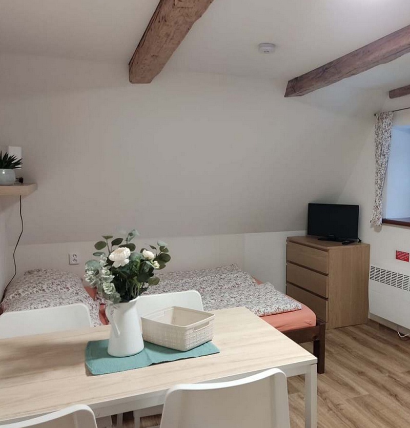 Apartmn ve Mln - Mal Morvka